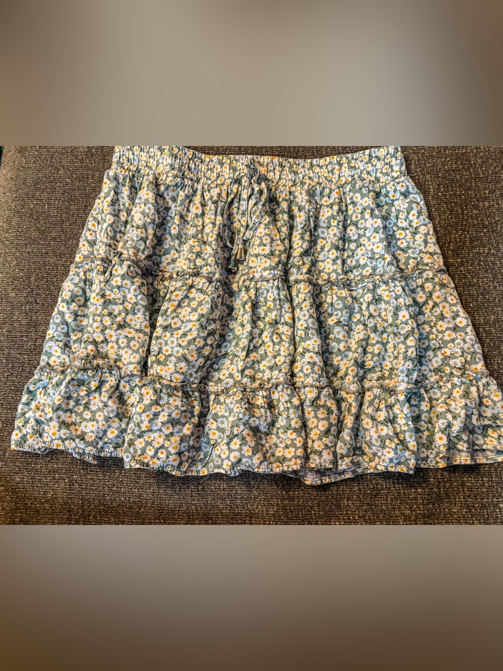 Tiered Daisy Print Mini Skirt - Sage Green